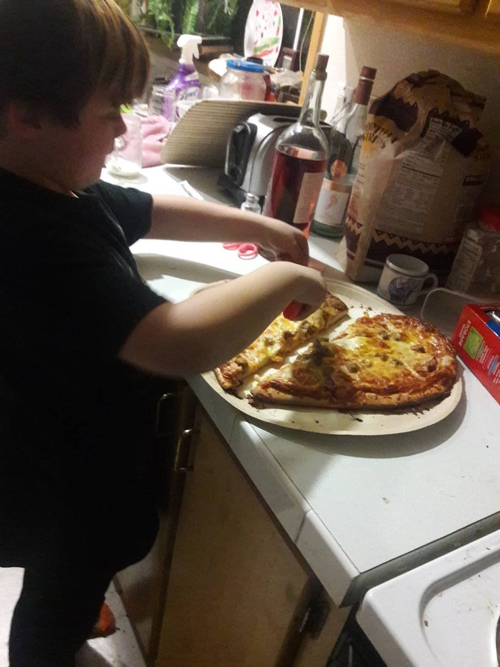 Papa Murphys Take N Bake Pizza | meal takeaway | 301 E Wallace Kneeland Blvd #244, Shelton, WA 98584, USA | 3604276400 OR +1 360-427-6400