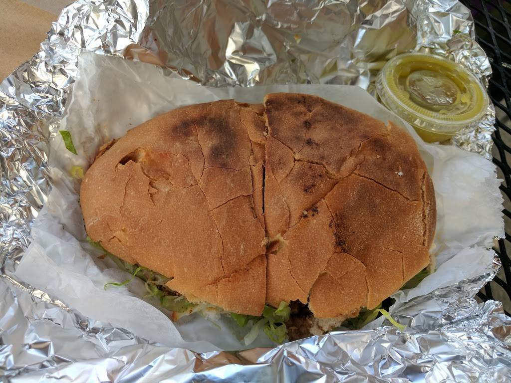 Salsita | restaurant | 3706 N Halsted St, Chicago, IL 60613, USA | 7732577008 OR +1 773-257-7008