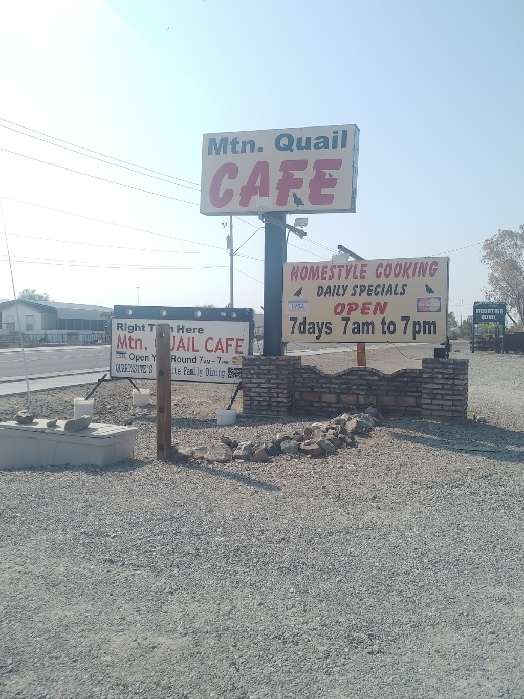 Mountain Quail Cafe | cafe | 500 N Moon Mountain Ave, Quartzsite, AZ 85346, USA | 9289278890 OR +1 928-927-8890