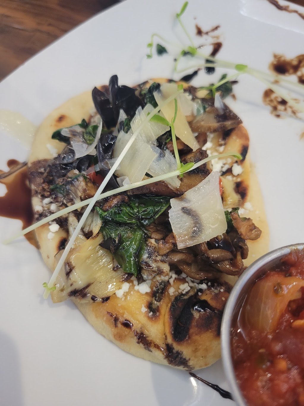 Henley On Grace | restaurant | 314 E Grace St, Richmond, VA 23219, USA | 8047839463 OR +1 804-783-9463