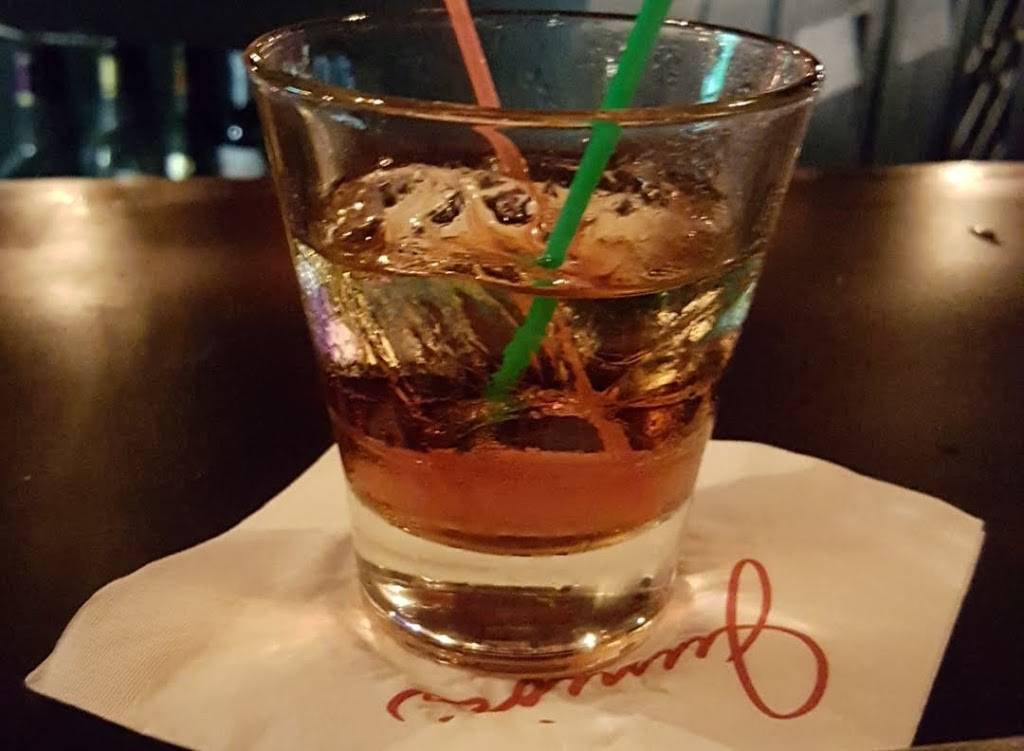 Juniors | restaurant | 2601 NW Expressway # Gr1w, Oklahoma City, OK 73112, USA | 4058485597 OR +1 405-848-5597