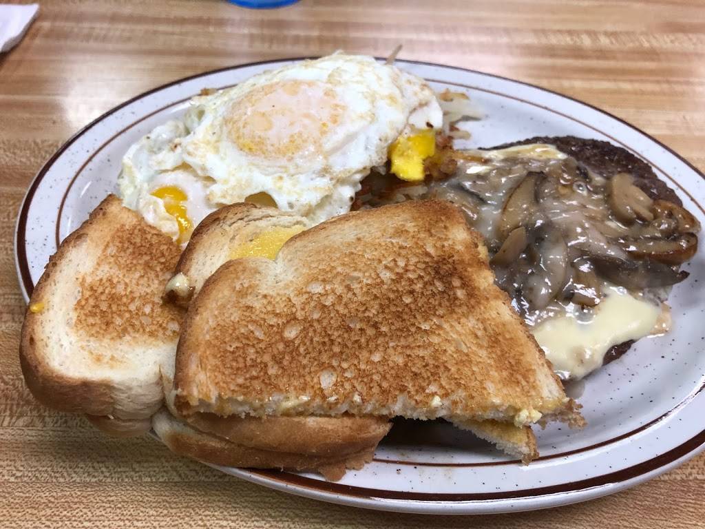 Home Town Cafe | restaurant | 403 1st Ave S, St James, MN 56081, USA | 5073754955 OR +1 507-375-4955