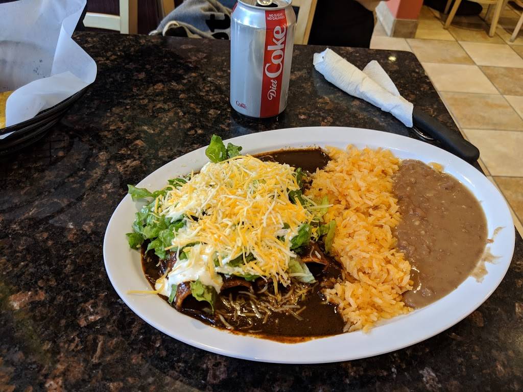 Antojitos Mexicanos | restaurant | 85 Ramona Expy # 10, Perris, CA 92571, USA | 9519405570 OR +1 951-940-5570