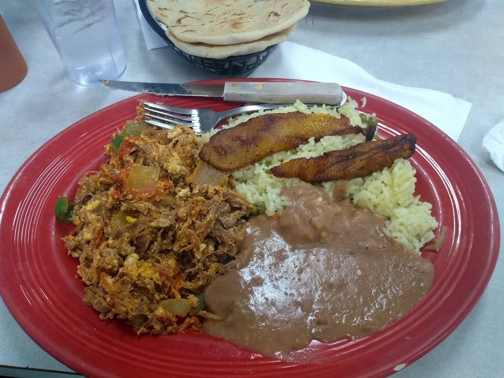 Golfo De Fonseca | restaurant | 1618 W 6th St, Los Angeles, CA 90017, USA | 2134837245 OR +1 213-483-7245