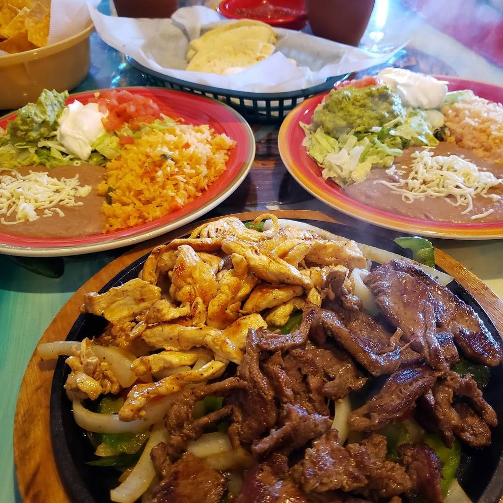 El Paso Centreville Mexican Restaurant | restaurant | 5217 Westfields Blvd, Centreville, VA 20120, USA | 5717526804 OR +1 571-752-6804