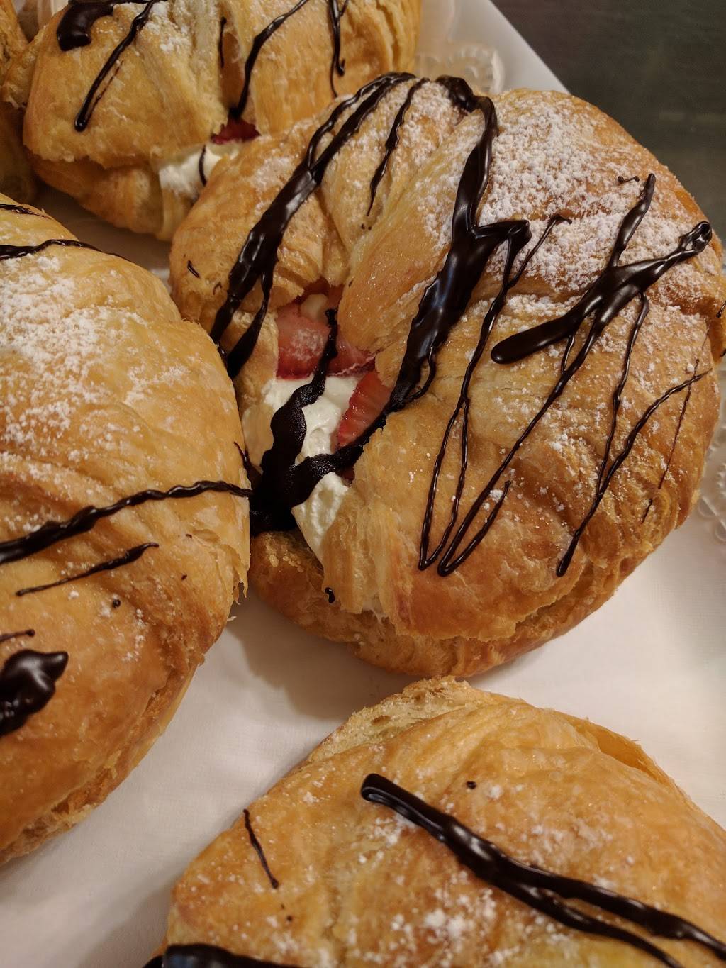 The Dutch Oven | restaurant | 7 King St W, Cobourg, ON K9A 2L8, Canada | 9053722263 OR +1 905-372-2263