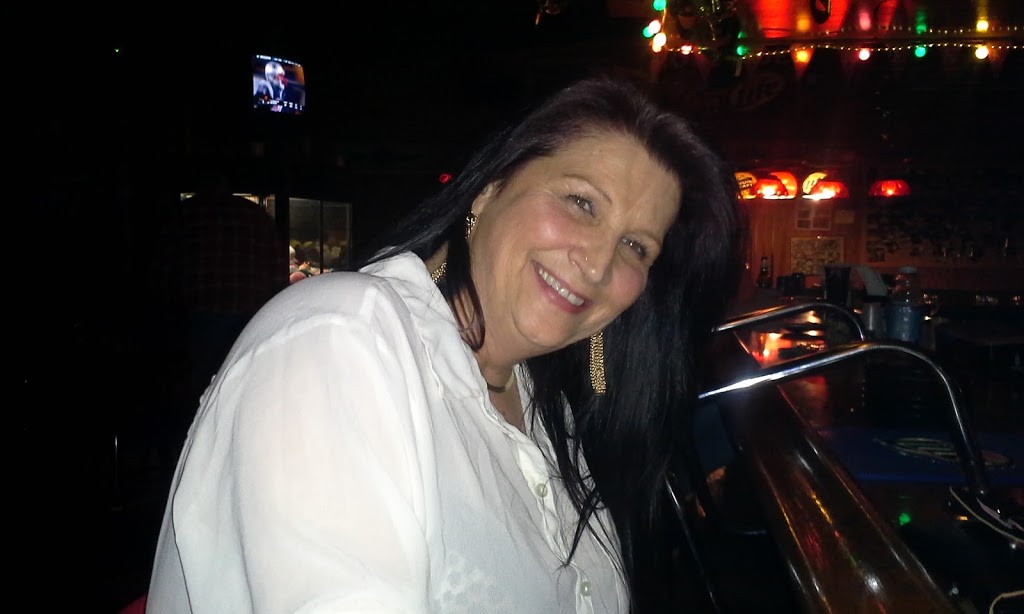 Marys Restaurant & Lounge | restaurant | 4841 Lott Rd, Eight Mile, AL 36613, USA | 2516450870 OR +1 251-645-0870