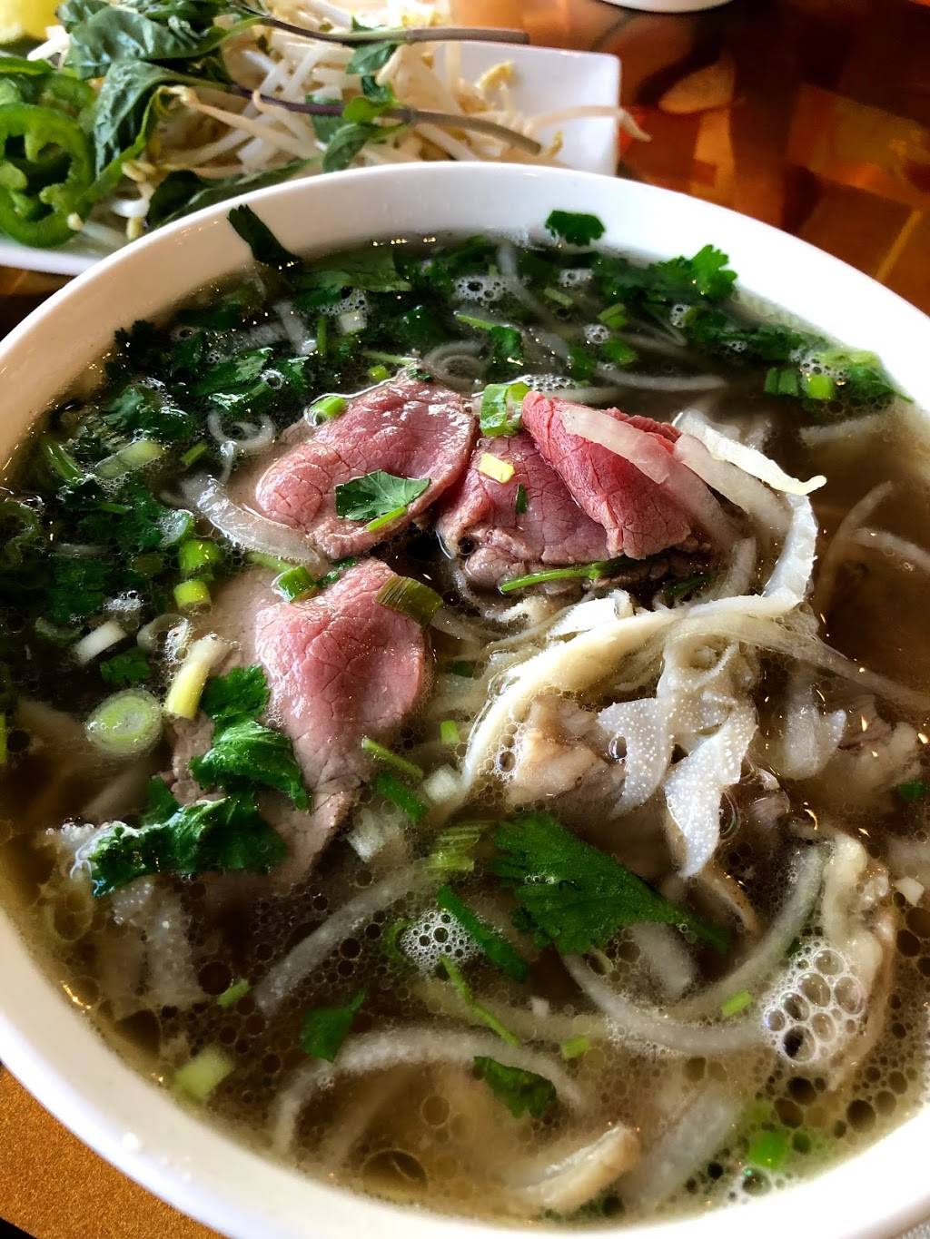 Pho Royal Restaurant Leesburg | restaurant | 542 Fort Evans Rd NE, Leesburg, VA 20176, USA | 7037791774 OR +1 703-779-1774