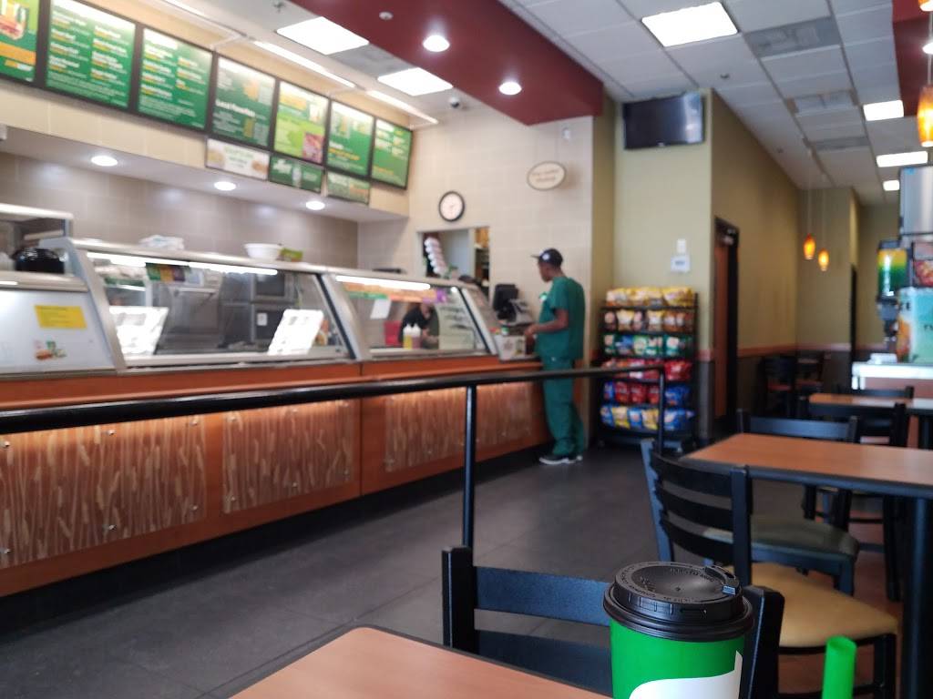 Subway Restaurants | restaurant | 132 Mariner Blvd #16, Spring Hill, FL 34609, USA | 3528357126 OR +1 352-835-7126