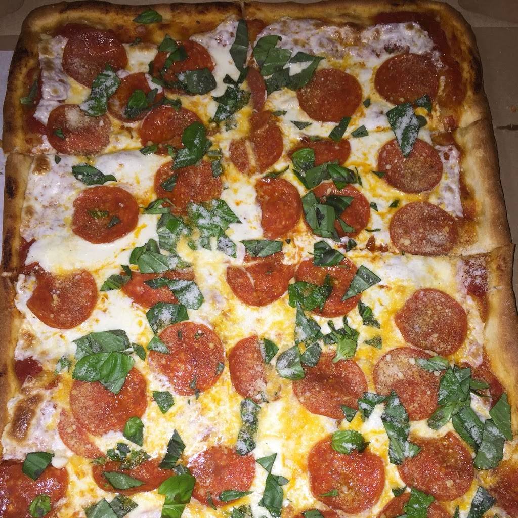 Pizza Bella | restaurant | 417 Riverdale Ave, Yonkers, NY 10705, USA | 9149686660 OR +1 914-968-6660