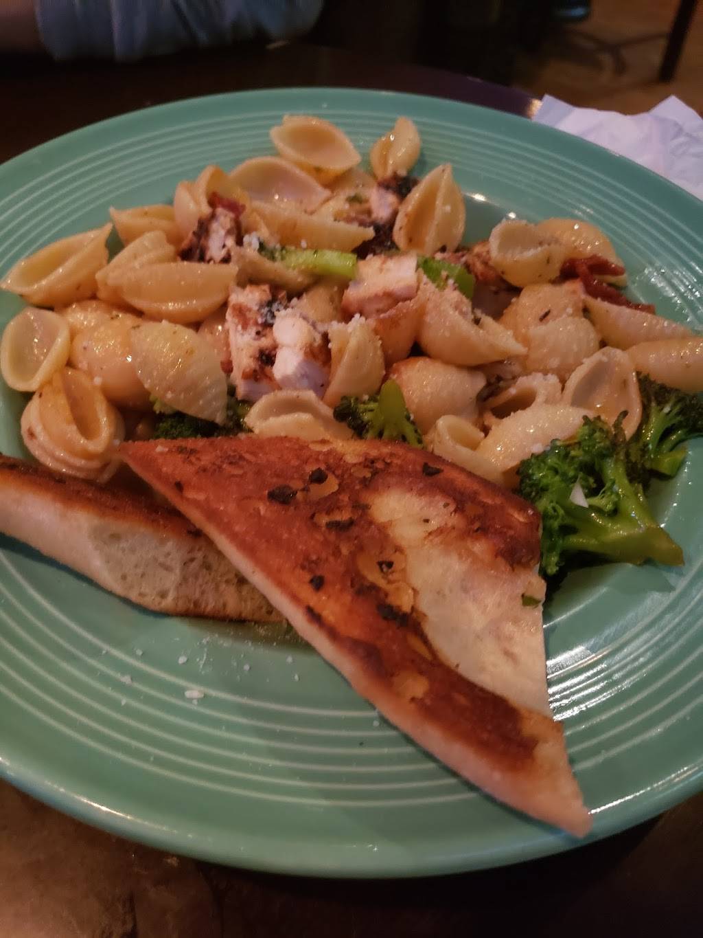 McMaes Tavern & Grill | restaurant | 913 IL-59, Bartlett, IL 60103, USA | 6307361100 OR +1 630-736-1100