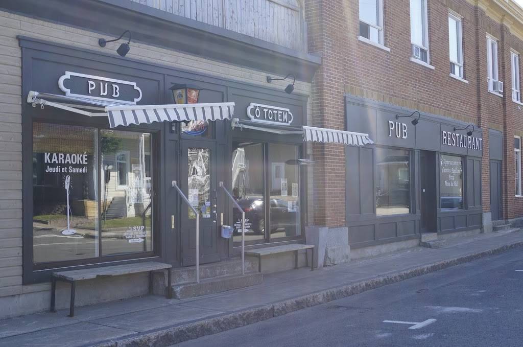 Restaurant La Bonne Fourchette - Pub Totem | meal delivery | 125 Rue Notre Dame, Donnacona, QC G3M 1G3, Canada | 4182853626 OR +1 418-285-3626