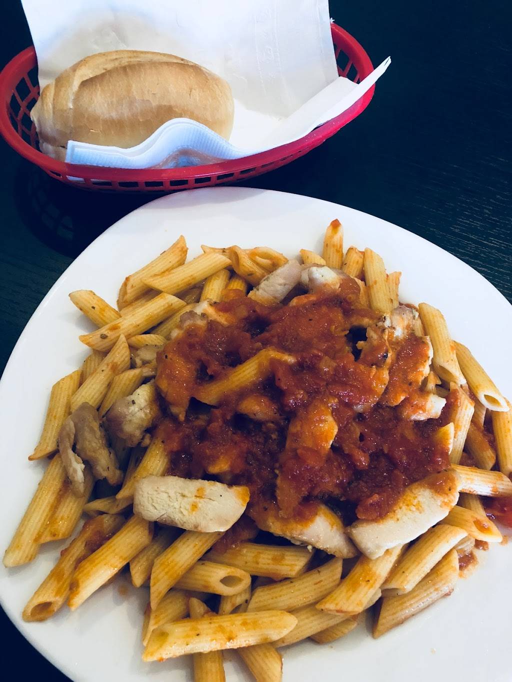 Remos Place Ltd | restaurant | 10 Taber Rd, Etobicoke, ON M9W 3A4, Canada | 4167482941 OR +1 416-748-2941