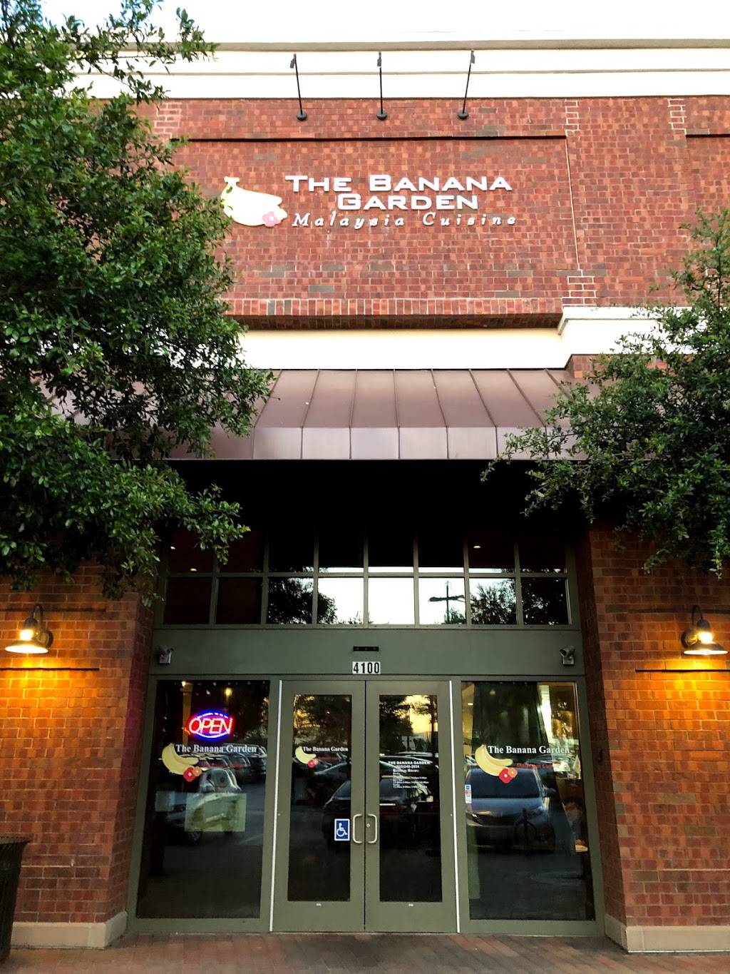 The Banana Garden | restaurant | 4100 Grafton St, Dublin, CA 94568, USA | 9252482854 OR +1 925-248-2854