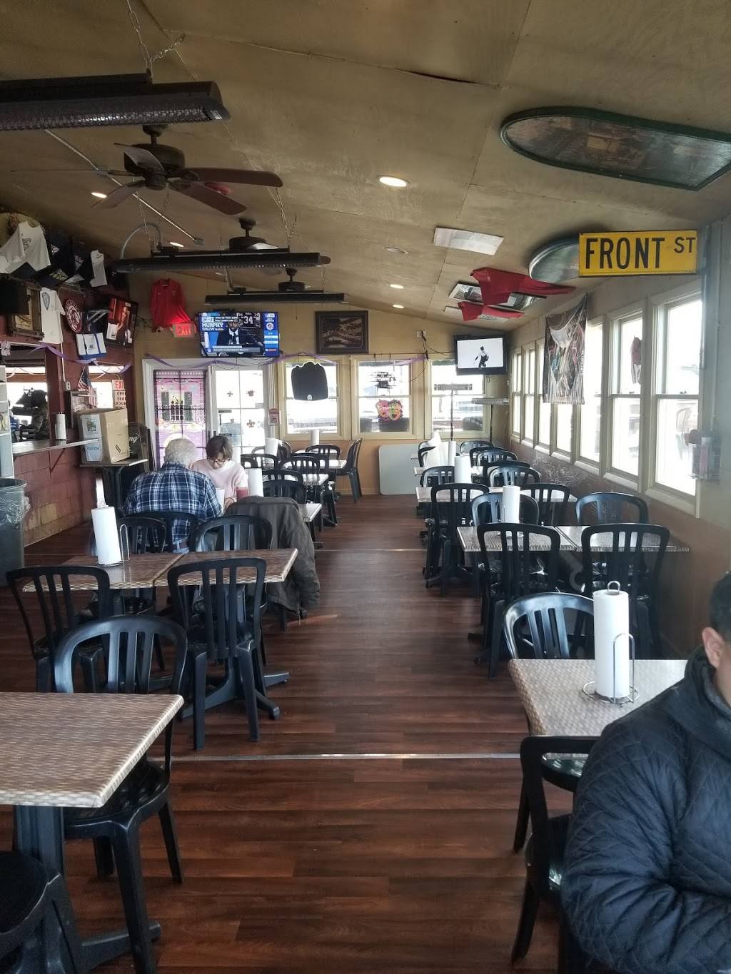 Jeremys Ale House | restaurant | 239 Woodcleft Ave, Freeport, NY 11520, USA | 5166230204 OR +1 516-623-0204