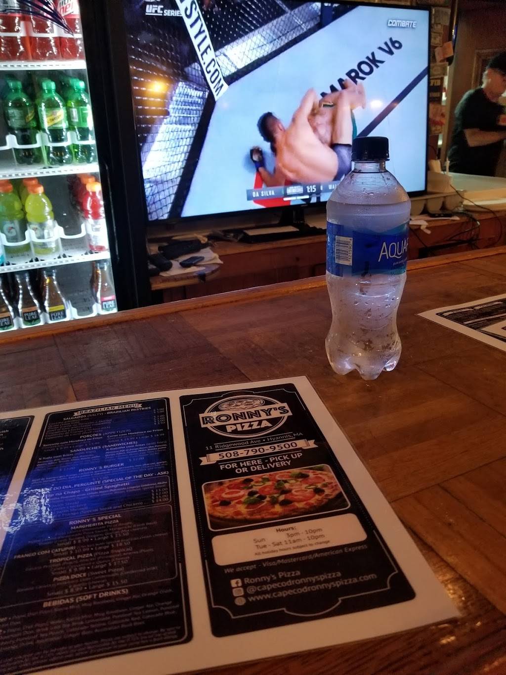 Ronnys Pizza | restaurant | 11 Ridgewood Ave, Hyannis, MA 02601, USA | 5087909500 OR +1 508-790-9500