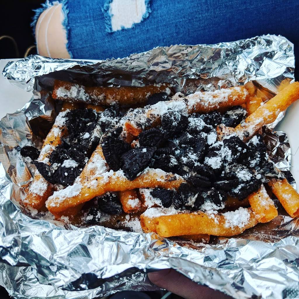 Island Dream Food Truck | restaurant | 8671 Lem Turner Rd, Jacksonville, FL 32208, USA | 9045378788 OR +1 904-537-8788