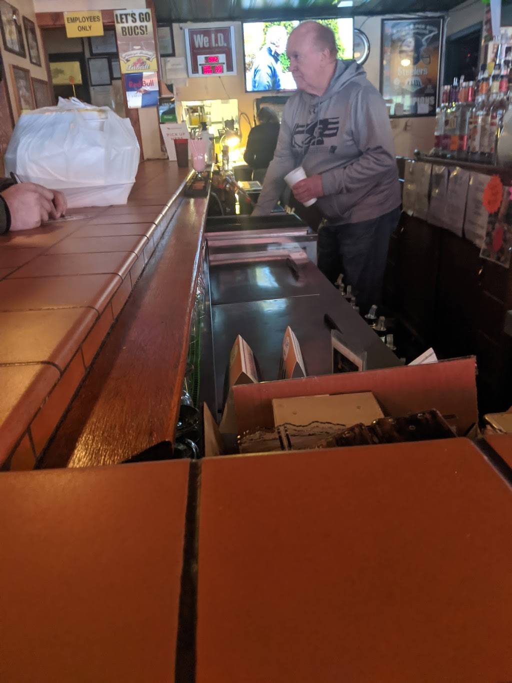 Fireside Inn | restaurant | 4214 Steubenville Pike, Pittsburgh, PA 15205, USA | 4129215566 OR +1 412-921-5566