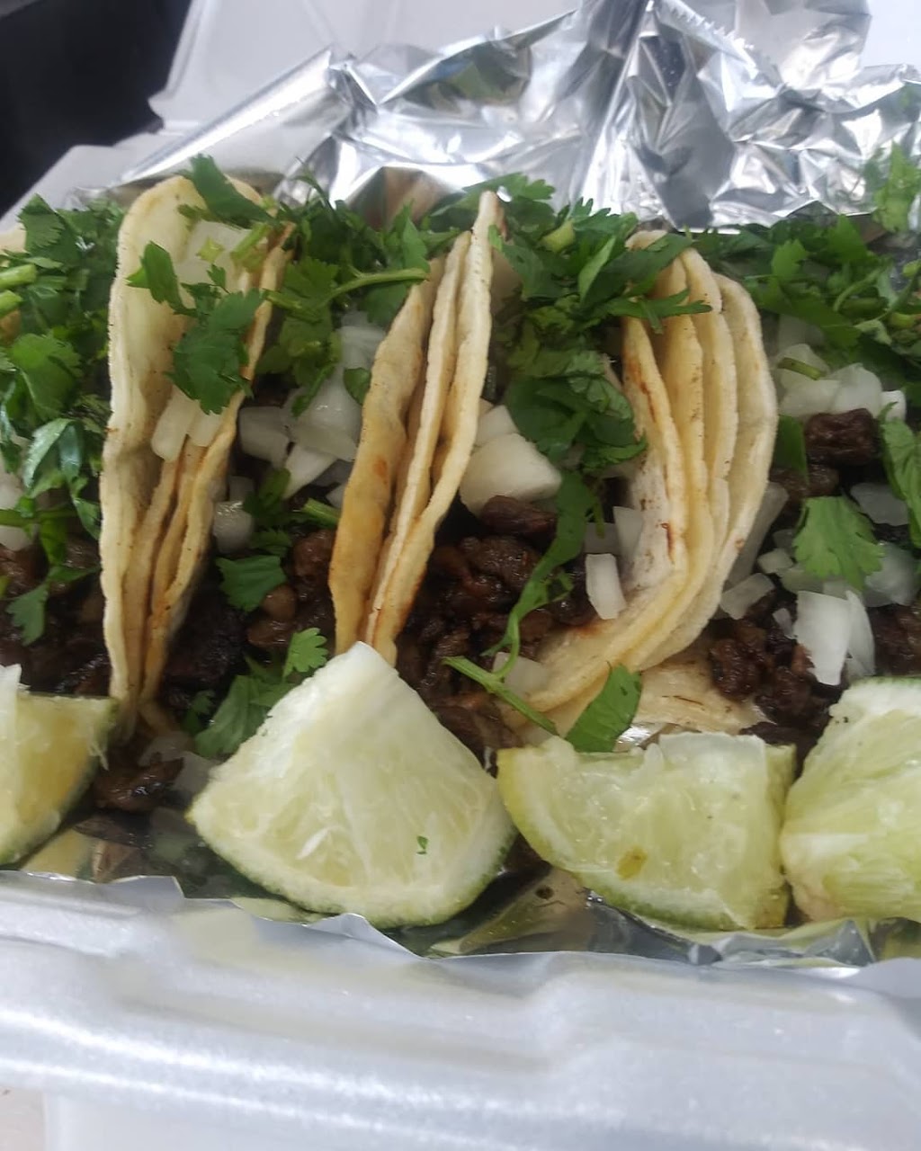 Ponchitos Mexican Food Truck | restaurant | 3045 English Ave, Indianapolis, IN 46201, USA | 4793728447 OR +1 479-372-8447