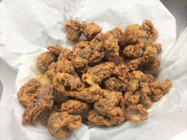 Bens Bar=Be-Cue | restaurant | 5931 W North Ave, Chicago, IL 60639, USA | 7736370003 OR +1 773-637-0003