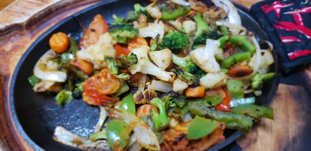 Jalapeno Mexican Restaurant | restaurant | 40 Sugar Creek Ln, North Liberty, IA 52317, USA | 3198530006 OR +1 319-853-0006