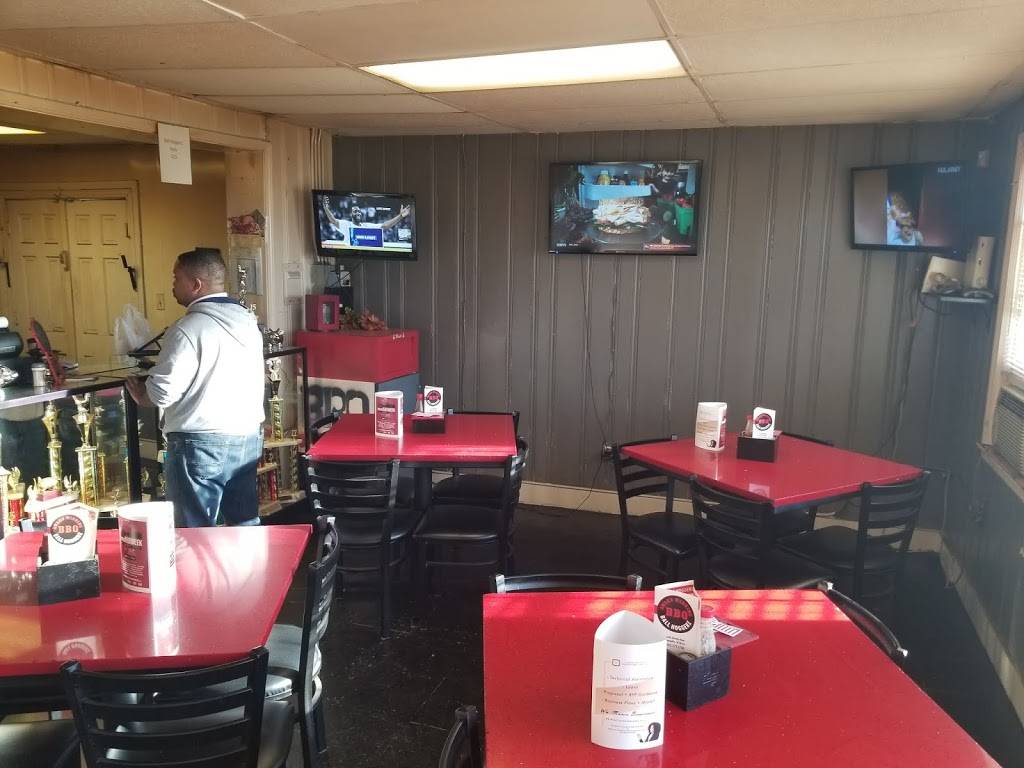 BallHoggerz BBQ | restaurant | 1404 Airways Blvd, Memphis, TN 38114, USA | 9012791758 OR +1 901-279-1758