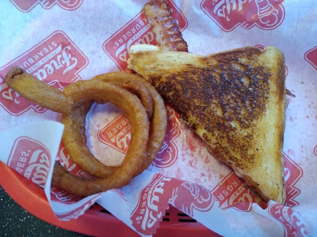 Freddys Frozen Custard & Steakburgers | restaurant | 2824 S Douglas Blvd, Midwest City, OK 73130, USA | 4054555858 OR +1 405-455-5858