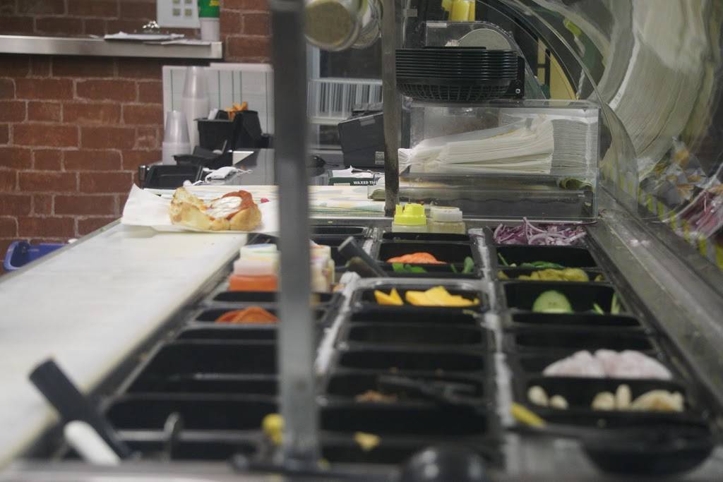 Subway | meal takeaway | 38950 Proctor Blvd, Sandy, OR 97055, USA | 5036684634 OR +1 503-668-4634