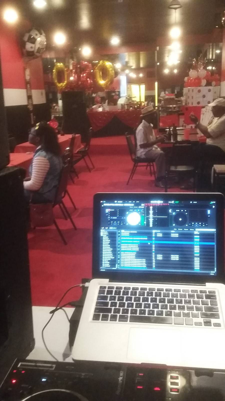 Cassanos Pizza King | meal delivery | 192 Woodman Dr, Dayton, OH 45403, USA | 8882945464 OR +1 888-294-5464