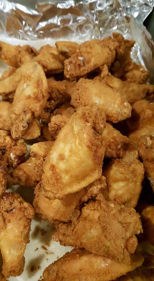 The Blue Top Tap | restaurant | W Commercial St, Lone Tree, IA 52755, USA | 3196295336 OR +1 319-629-5336