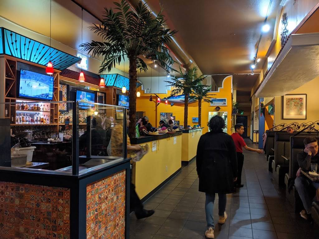 Sol de Mexico | restaurant | 2019 Hewitt Ave, Everett, WA 98201, USA | 4253742871 OR +1 425-374-2871