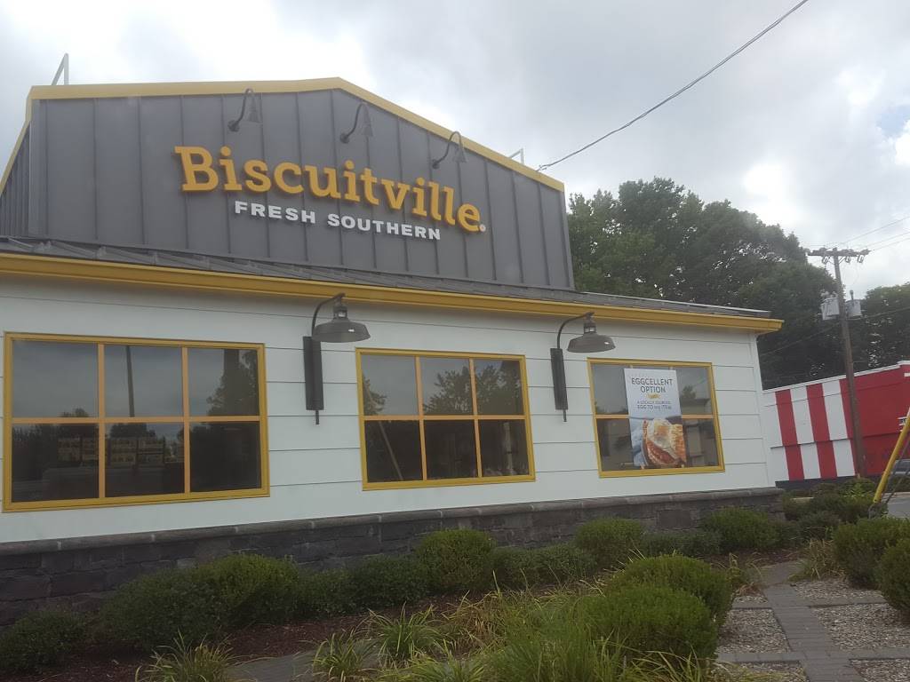 Biscuitville | cafe | 2311 Battleground Ave, Greensboro, NC 27408, USA | 3362885158 OR +1 336-288-5158