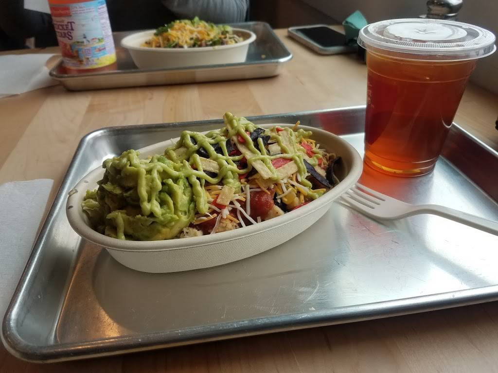 Mosaic | restaurant | 930 Broad St, Lyndonville, VT 05851, USA | 8026269306 OR +1 802-626-9306