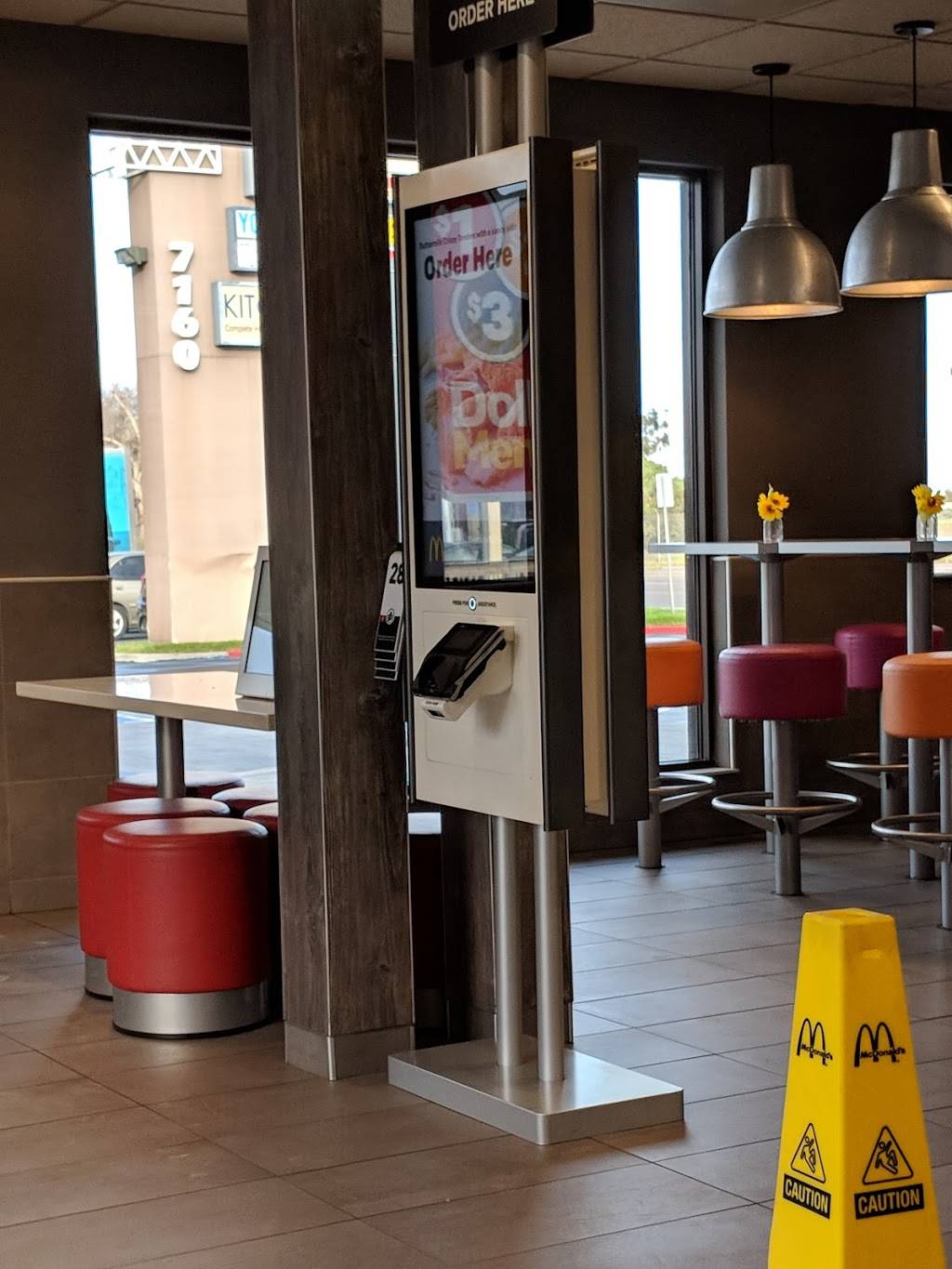 McDonalds | cafe | 7140 Miramar Rd, San Diego, CA 92121, USA | 8582719151 OR +1 858-271-9151