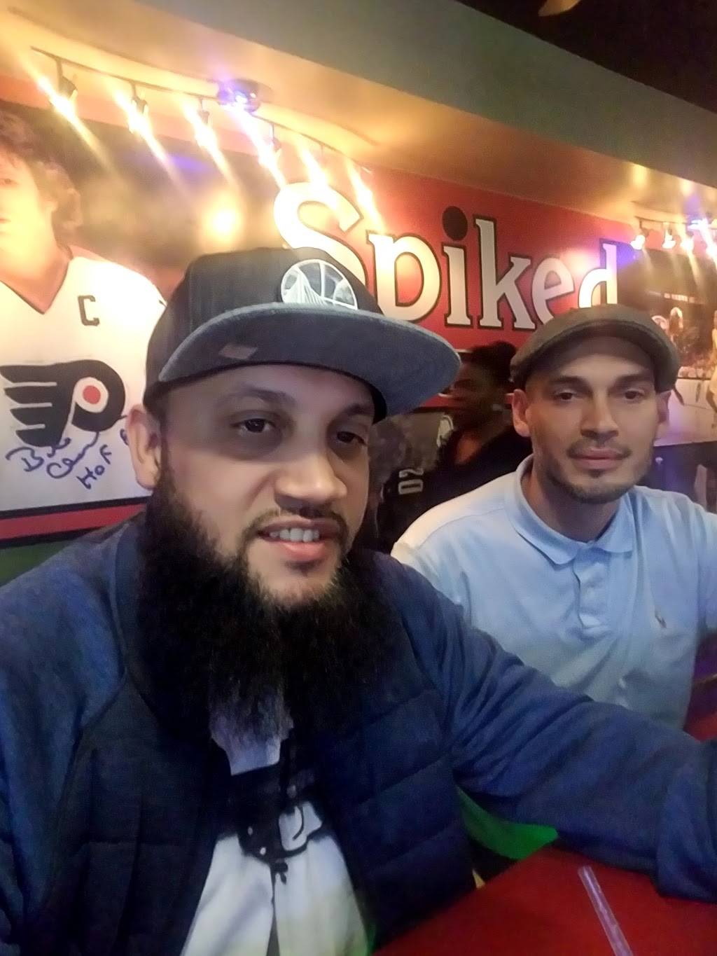 Spiked Sports Lounge & Grill | restaurant | 7016 Frankford Ave, Philadelphia, PA 19135, USA | 2158212194 OR +1 215-821-2194