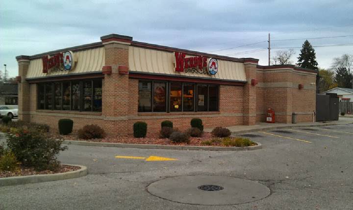Wendys | restaurant | 327 W McKinley Ave, Mishawaka, IN 46545, USA | 5742550142 OR +1 574-255-0142