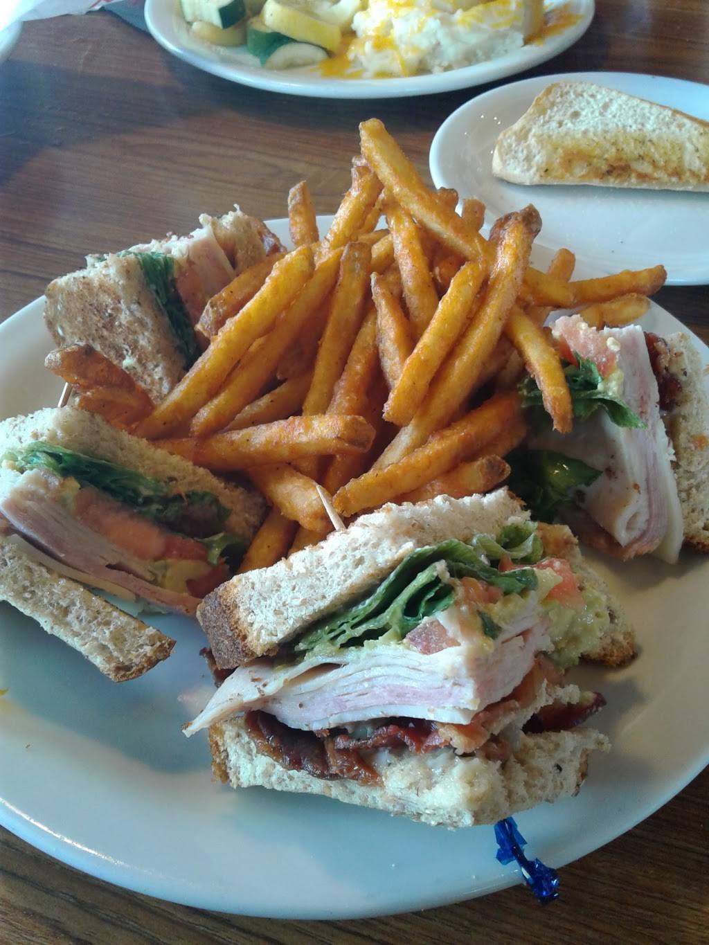 Dennys | restaurant | 11320 North Fwy, Houston, TX 77037, USA | 2814471748 OR +1 281-447-1748