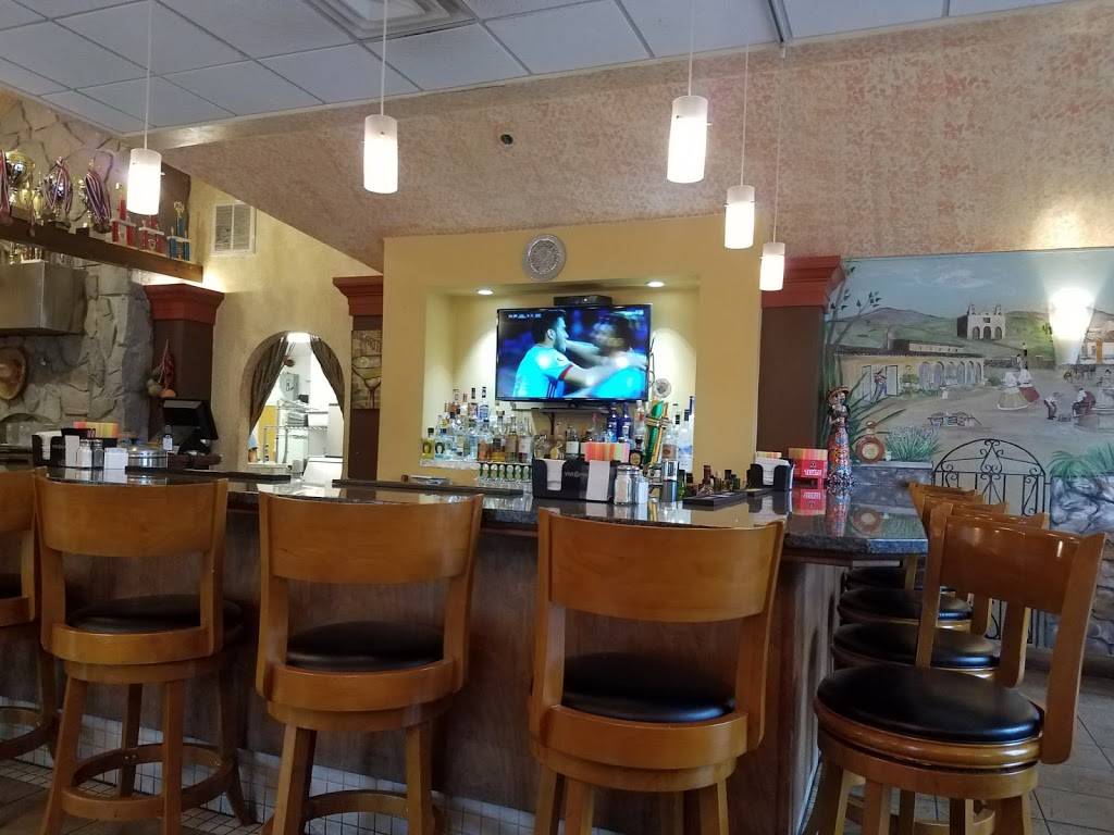 El Tapatio Mexican Restaurant | night club | 8220 Post Rd, North Kingstown, RI 02852, USA | 4012952280 OR +1 401-295-2280
