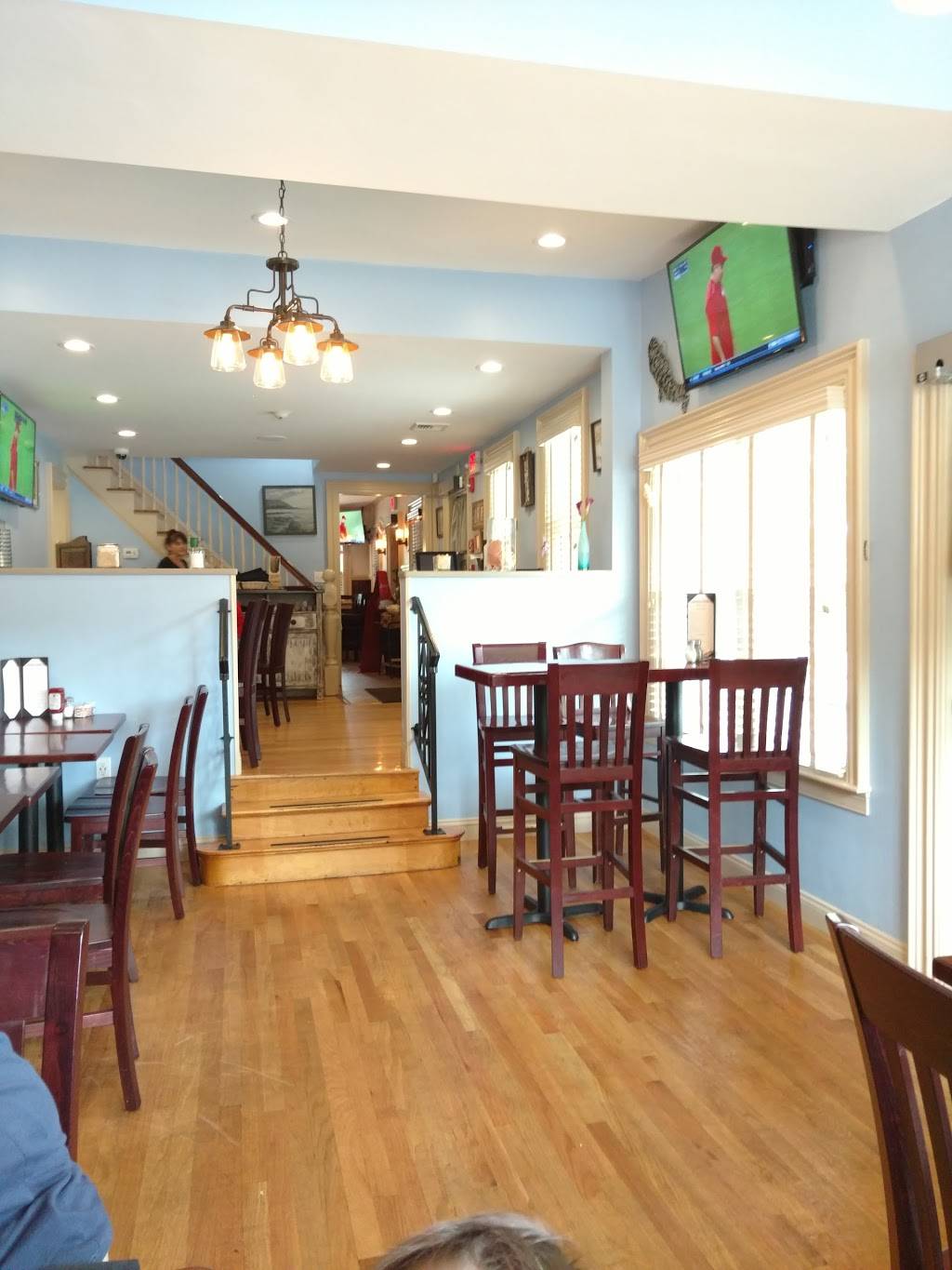 Patriot Tavern | restaurant | 100 Main St, Walpole, MA 02081, USA | 5087345129 OR +1 508-734-5129