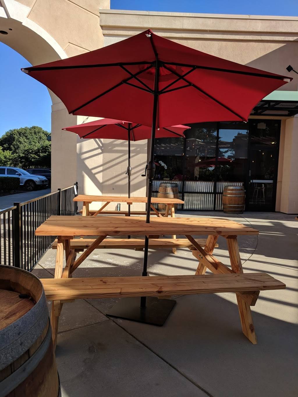 Fusion Taps | restaurant | 194 Blue Ravine Rd #120, Folsom, CA 95630, USA | 9167908324 OR +1 916-790-8324