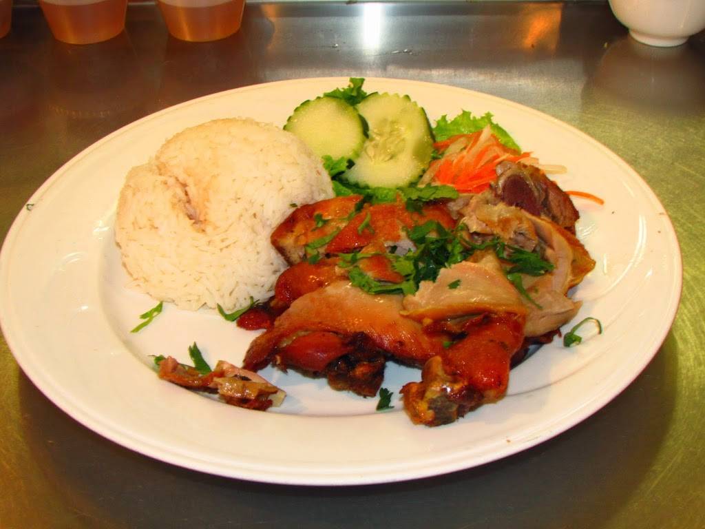 Pho walnut at Asian Kitchen Express | restaurant | 20747 Amar Rd #8d, Walnut, CA 91789, USA | 9094682220 OR +1 909-468-2220