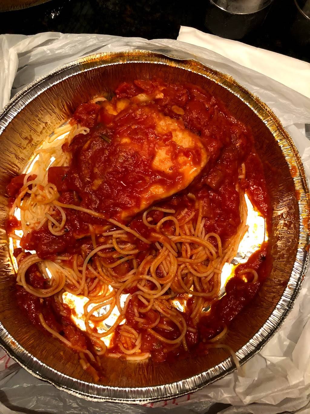 Lecis Italian Cafe | restaurant | 4076 Belfort Rd, Jacksonville, FL 32216, USA | 9043328144 OR +1 904-332-8144