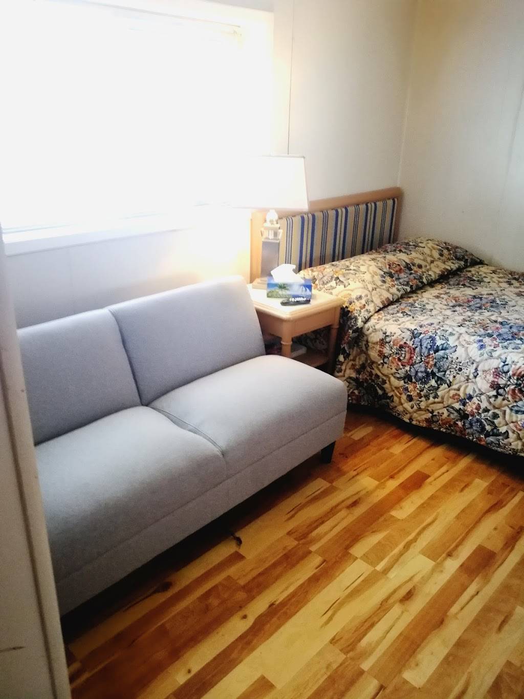 Ottawa Best Hotel | restaurant | 5023 Bank St, Gloucester, ON K1G 3N4, Canada | 6138220392 OR +1 613-822-0392