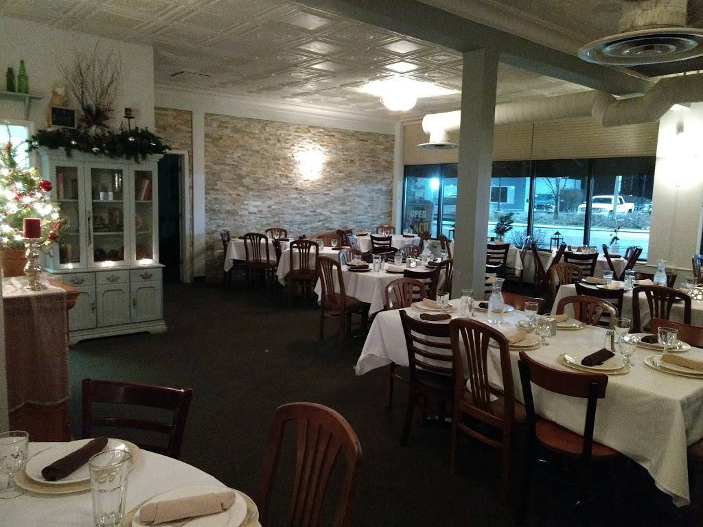 truth restaurant | restaurant | 808 W Jefferson St, Joliet, IL 60435, USA | 8157445901 OR +1 815-744-5901