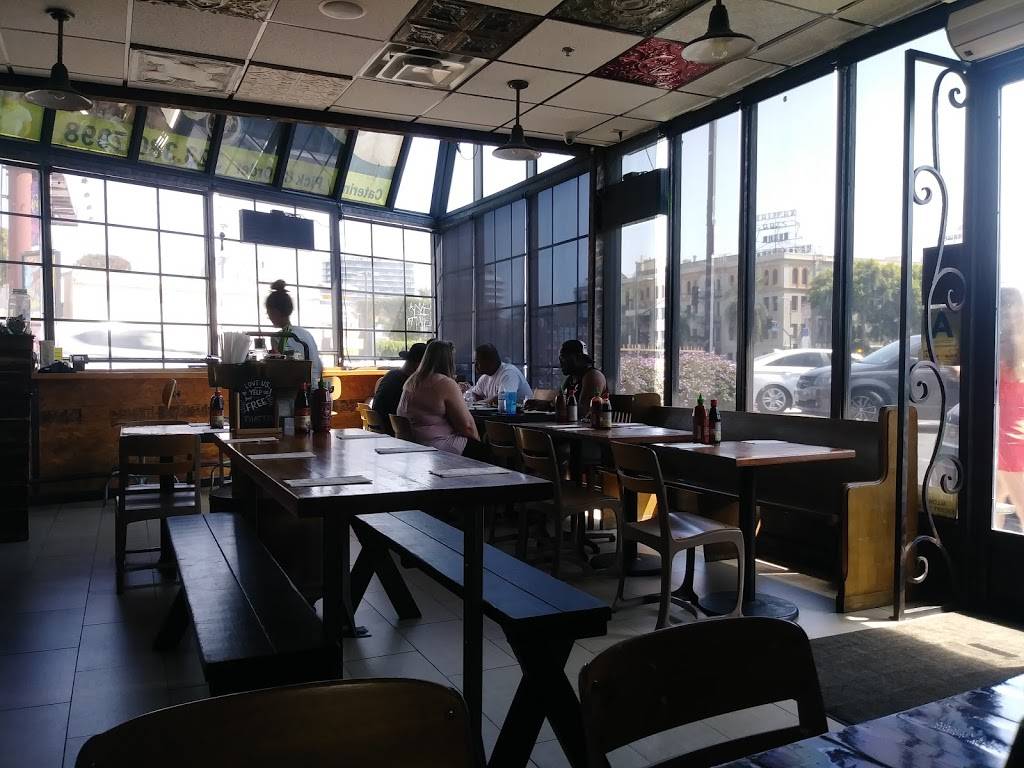 Its Pho | restaurant | 1821 N Cahuenga Blvd, Los Angeles, CA 90028, USA | 3233807998 OR +1 323-380-7998