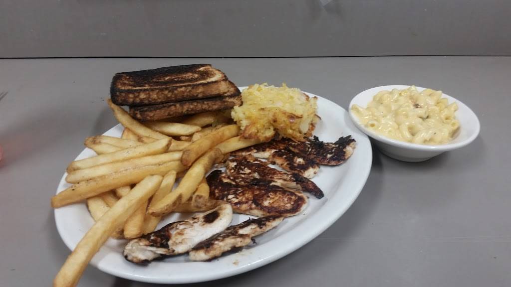 Cracker Barrel Old Country Store | restaurant | 370 Hester Dr, White House, TN 37188, USA | 6156721802 OR +1 615-672-1802