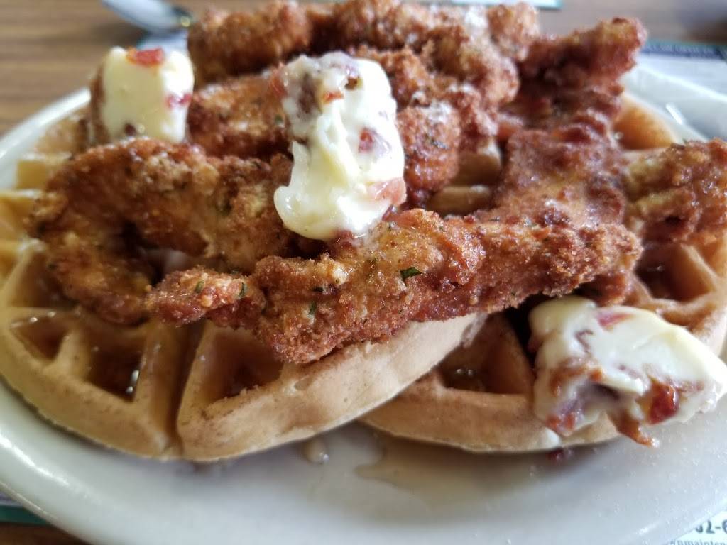 Breens Diner | restaurant | 170 Main St, Pepperell, MA 01463, USA | 9789259043 OR +1 978-925-9043