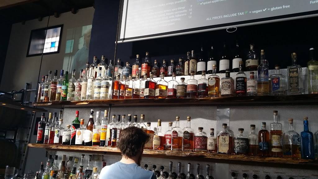 Martha | restaurant | 2113 E York St, Philadelphia, PA 19125, USA | 2158678881 OR +1 215-867-8881