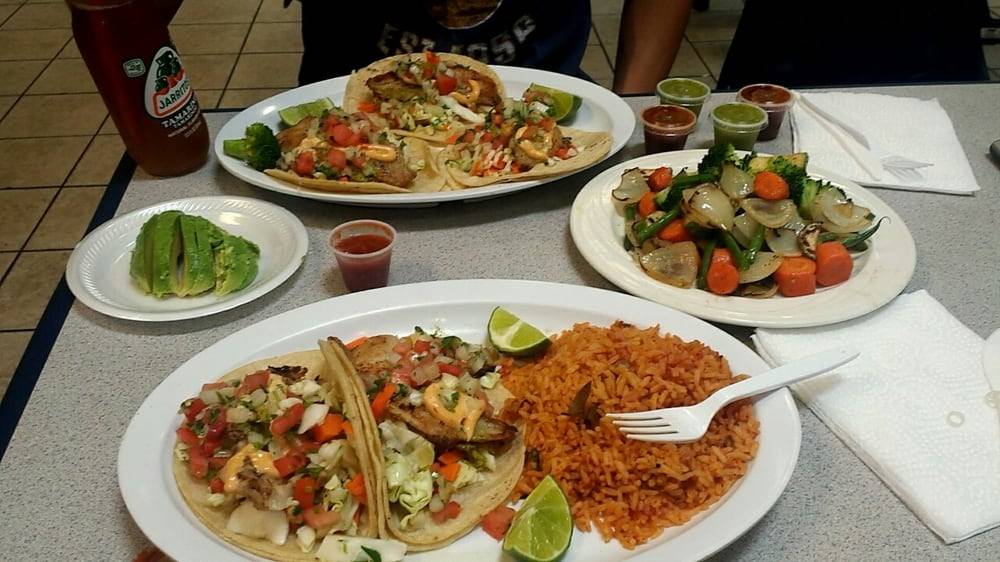 Tacos El Jefes | restaurant | 6475 W Charleston Blvd, Las Vegas, NV 89146, USA | 7022486692 OR +1 702-248-6692