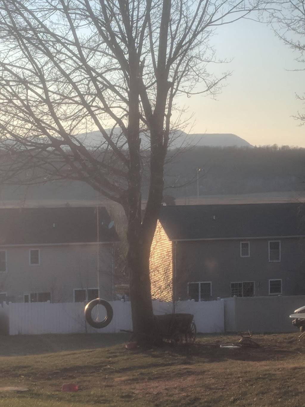 Rivers West Bar BQ Llc | restaurant | 210 S Shenandoah Ave, Front Royal, VA 22630, USA | 5714369263 OR +1 571-436-9263